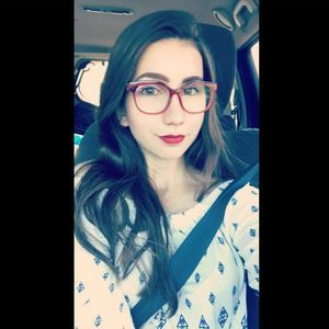 Meet your Posher, Michelle